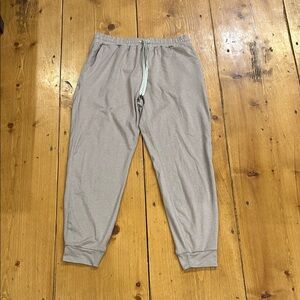 Women’s Gray Jogger Pants